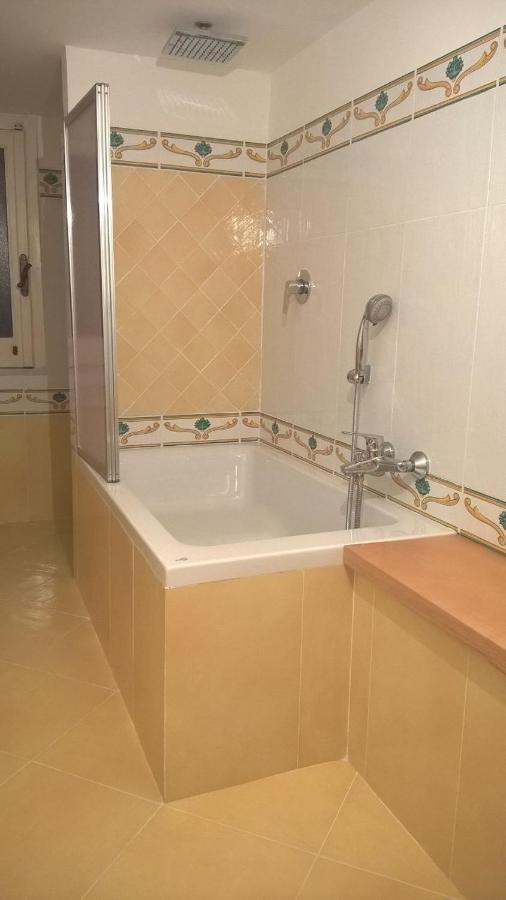 Ferienwohnung Sorrento City Center Atmosphere Exterior foto