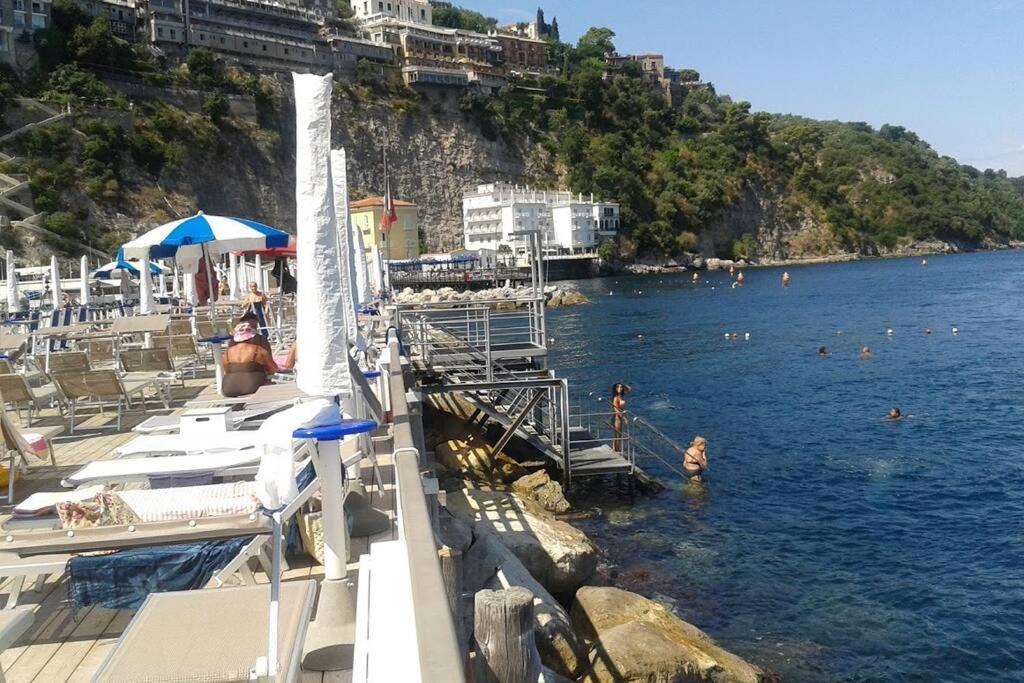 Ferienwohnung Sorrento City Center Atmosphere Exterior foto