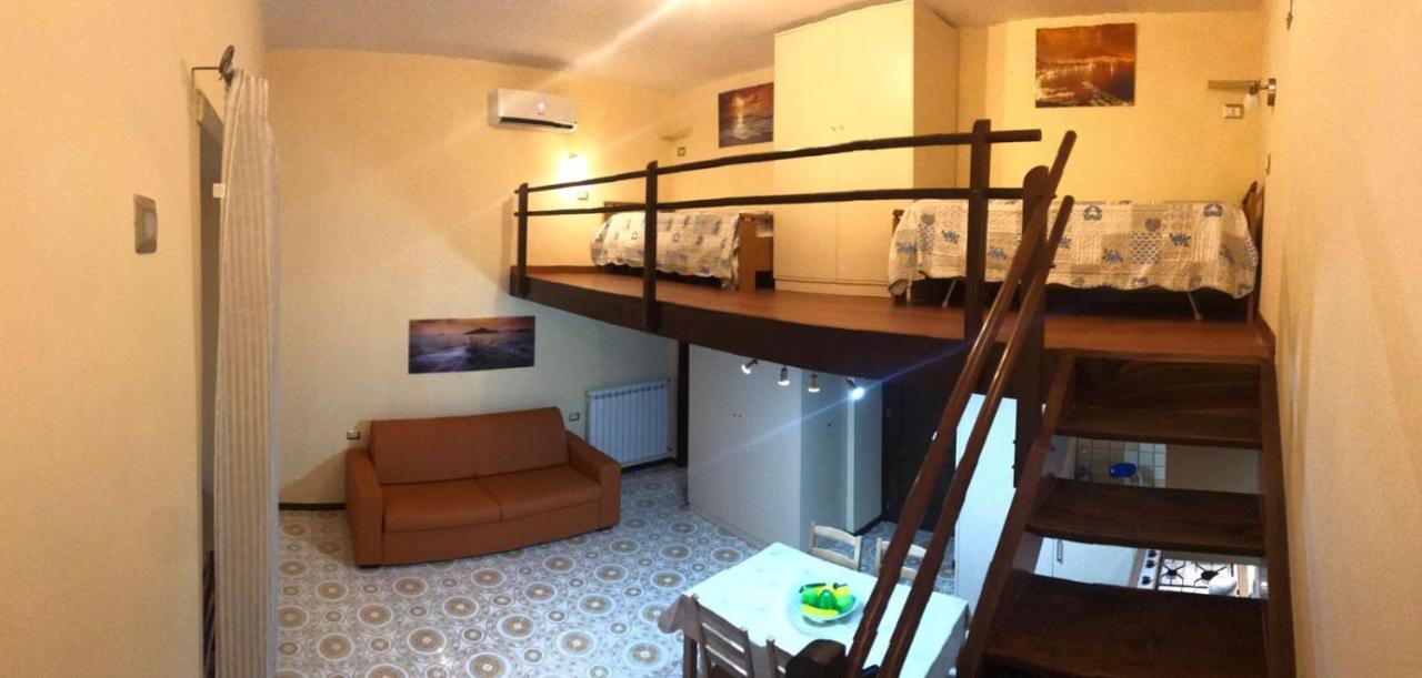 Ferienwohnung Sorrento City Center Atmosphere Exterior foto