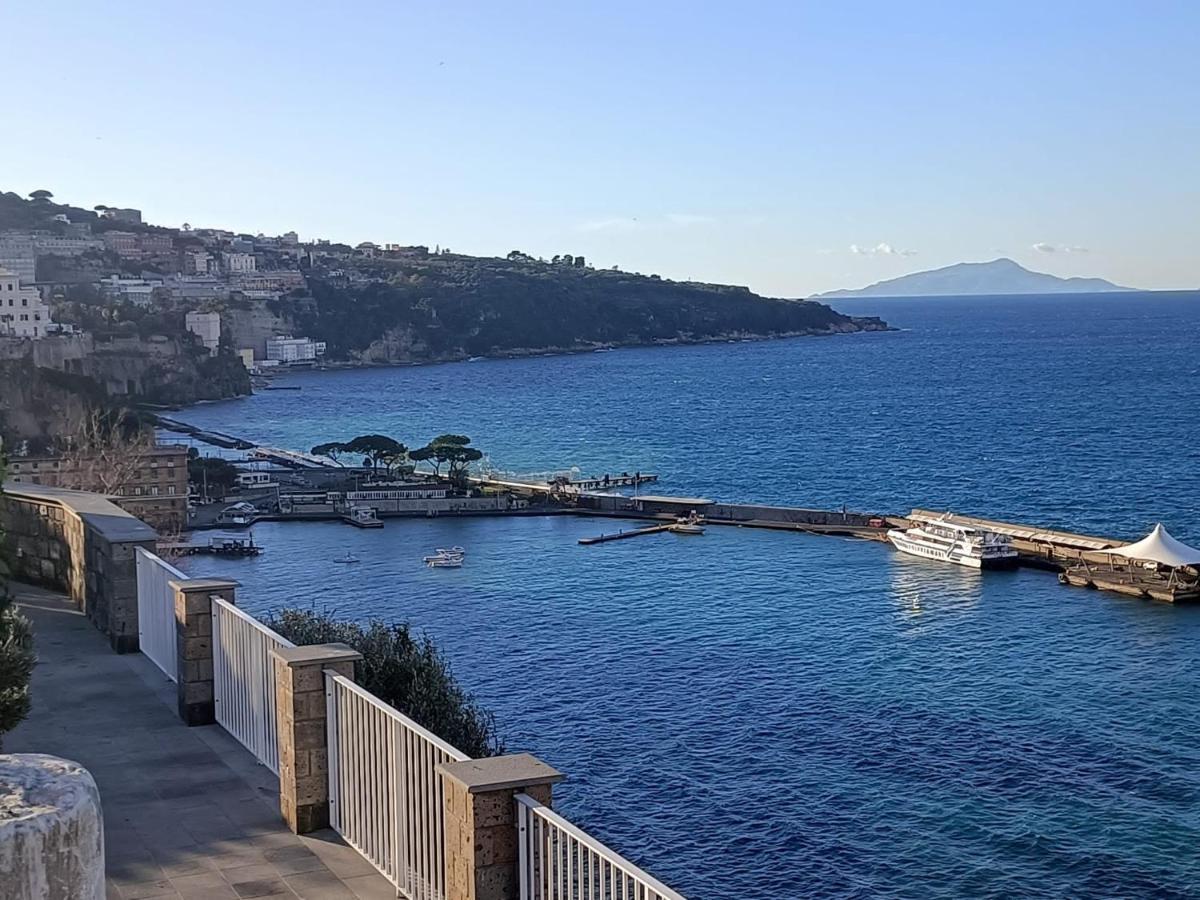 Ferienwohnung Sorrento City Center Atmosphere Exterior foto